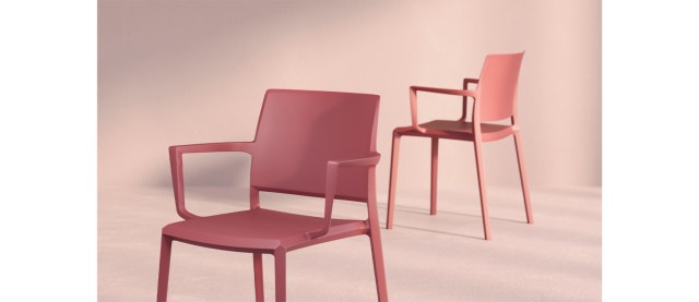 4.yuni-nowy-styl-arrangement-01-52743_2500x1500