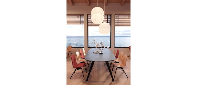 TAUKO TABLE