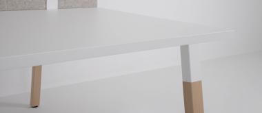 CS5040 WOODEN LEGS